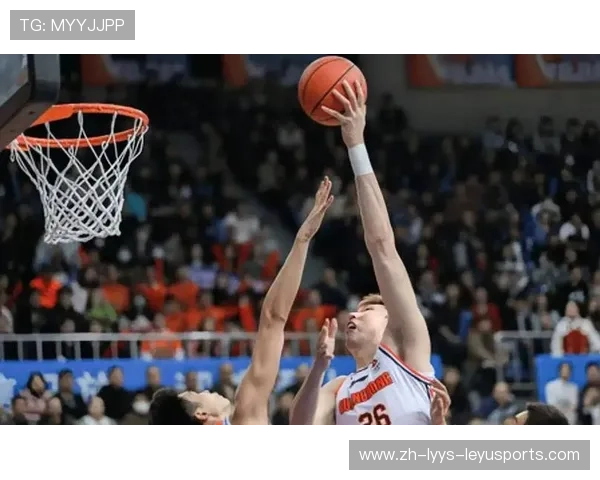 赛场焦点周琦罚球8中0三分绝杀偏出全场16分6篮板表现回顾